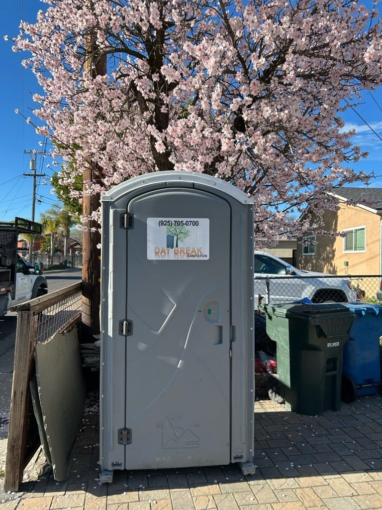 Day Break Sanitation portable toilets and handwashing stations in San Ramon, Danville & Alamo